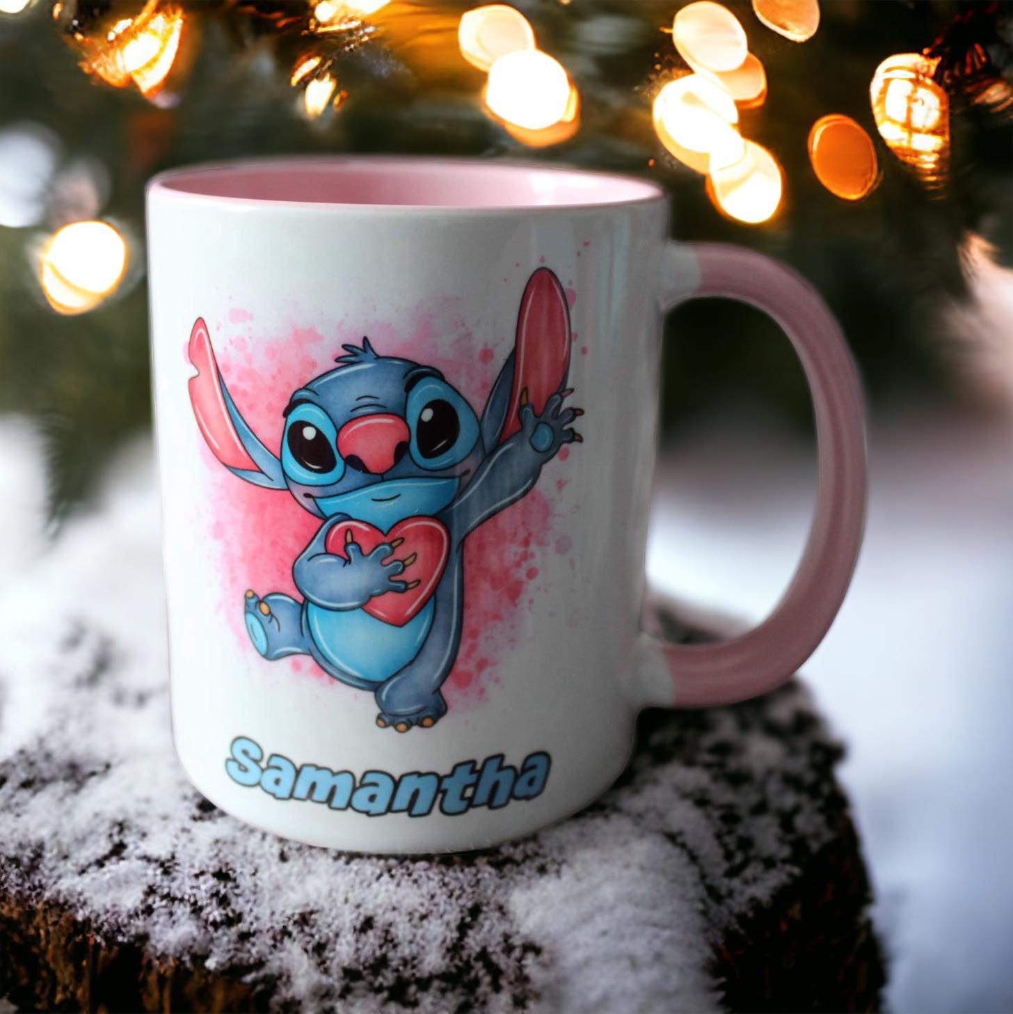 Hrnek Stitch se jménem